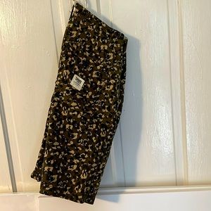 Crooks & Castles army fatigue shorts